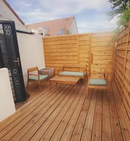 Maison Hanaa, Sauna & Pierrefitte-sur-Seine